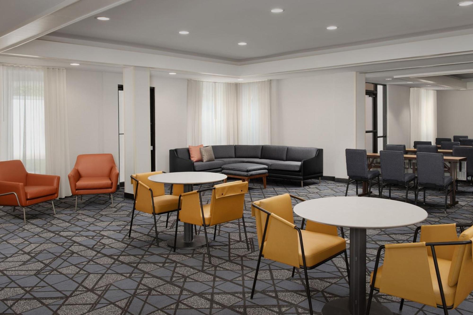 Courtyard By Marriott Dothan Exteriör bild
