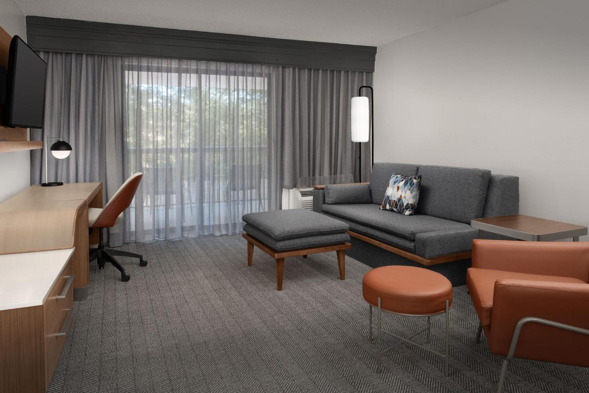 Courtyard By Marriott Dothan Exteriör bild