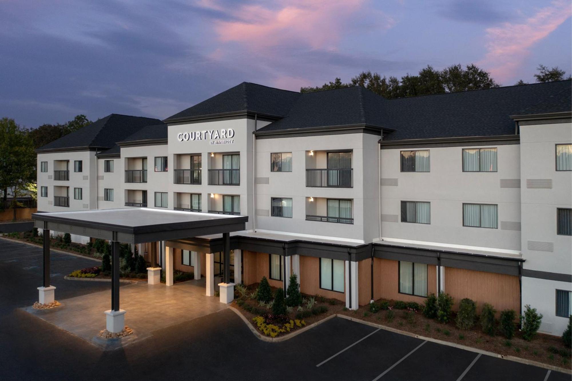 Courtyard By Marriott Dothan Exteriör bild