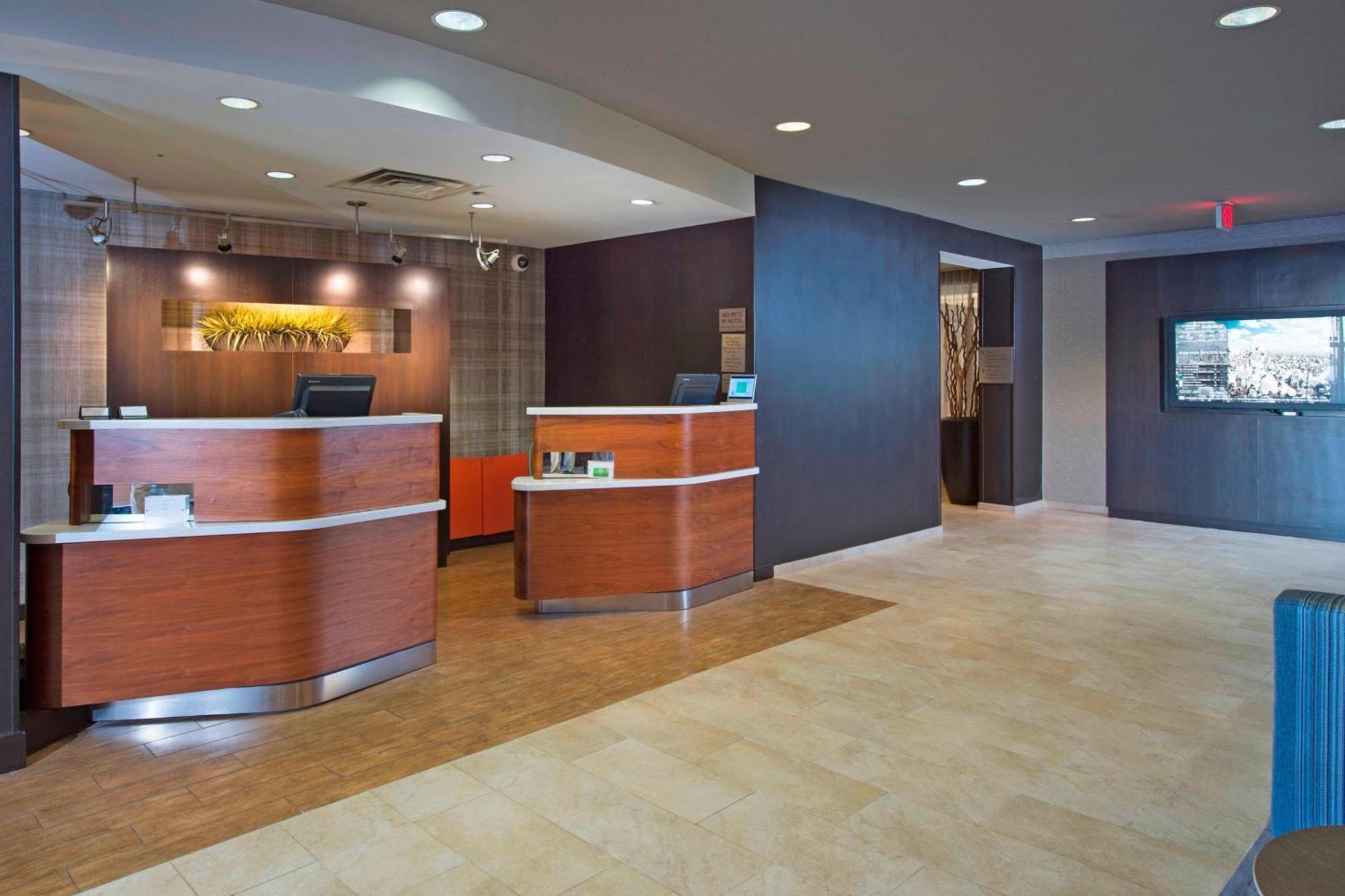Courtyard By Marriott Dothan Exteriör bild