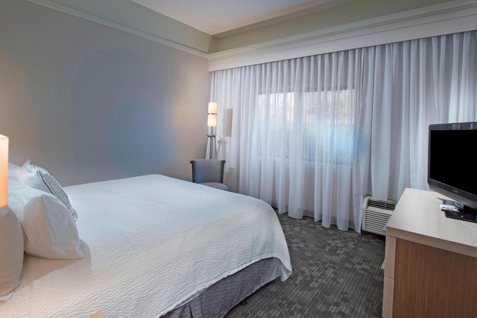 Courtyard By Marriott Dothan Exteriör bild