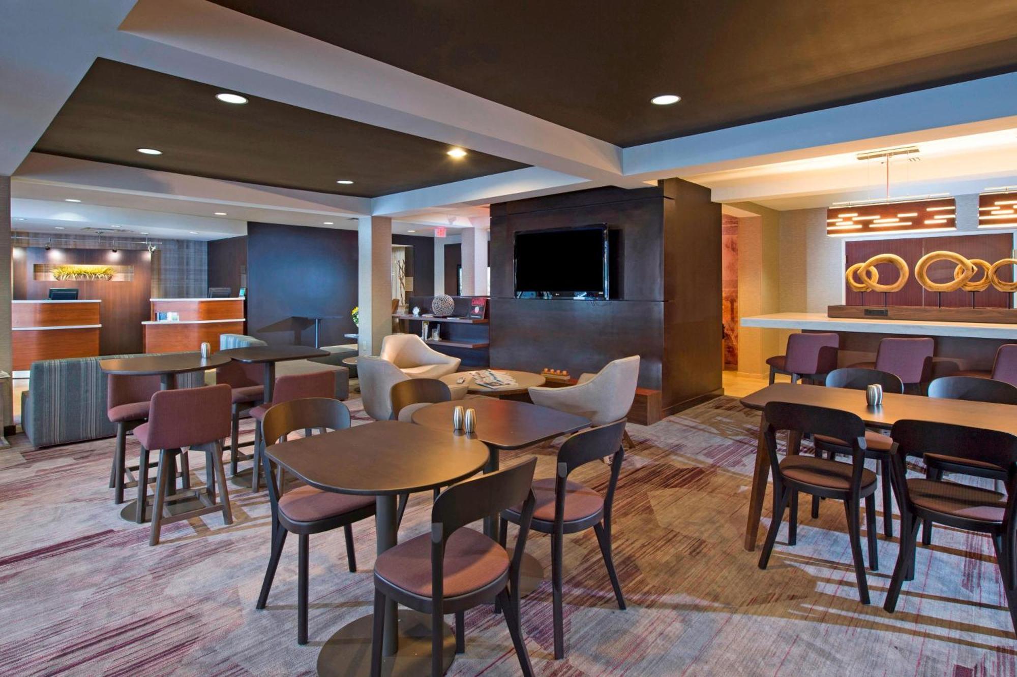 Courtyard By Marriott Dothan Exteriör bild